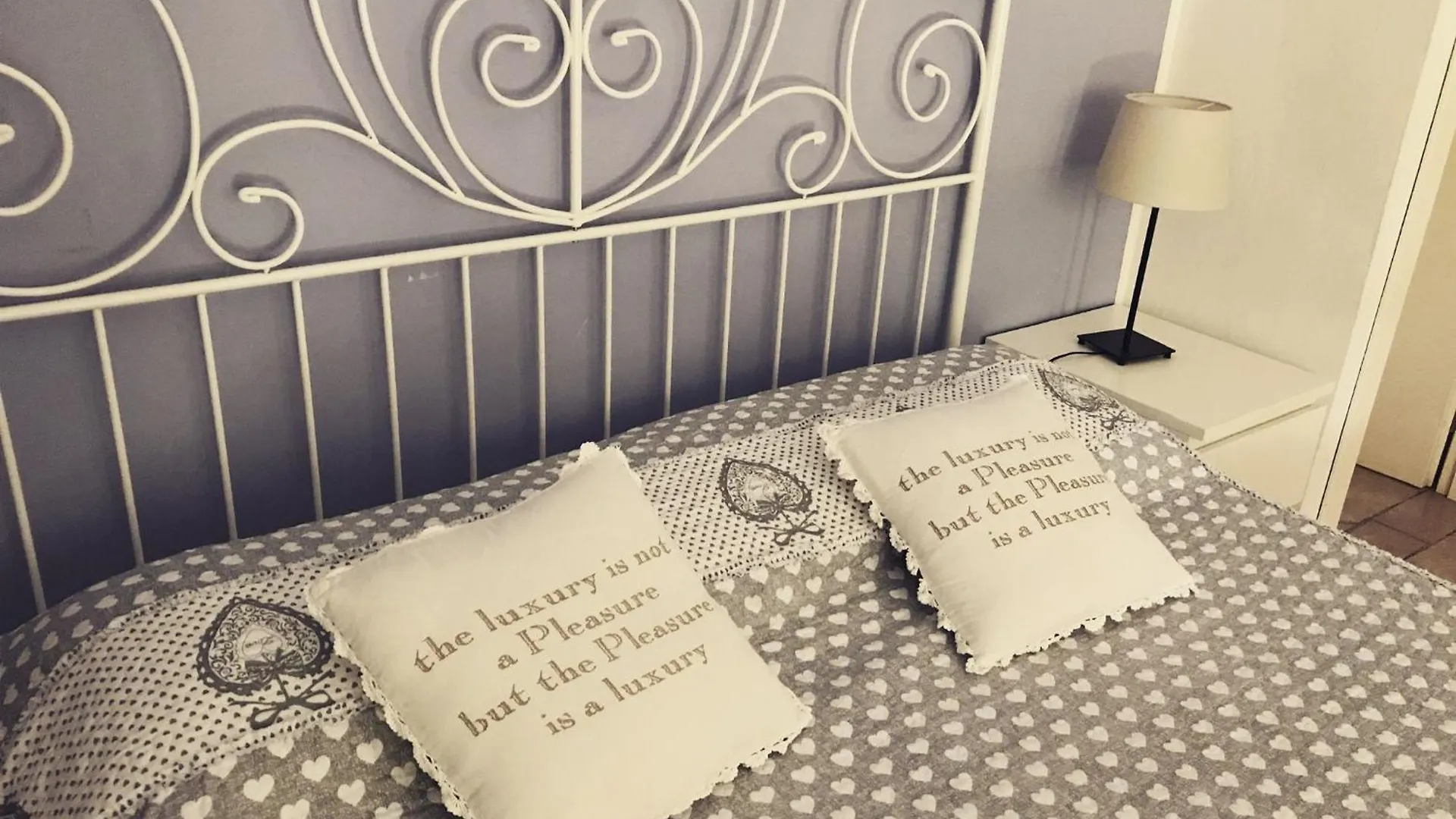 Bed & Breakfast Bed And Breakfast Da Beatrice Sirmione