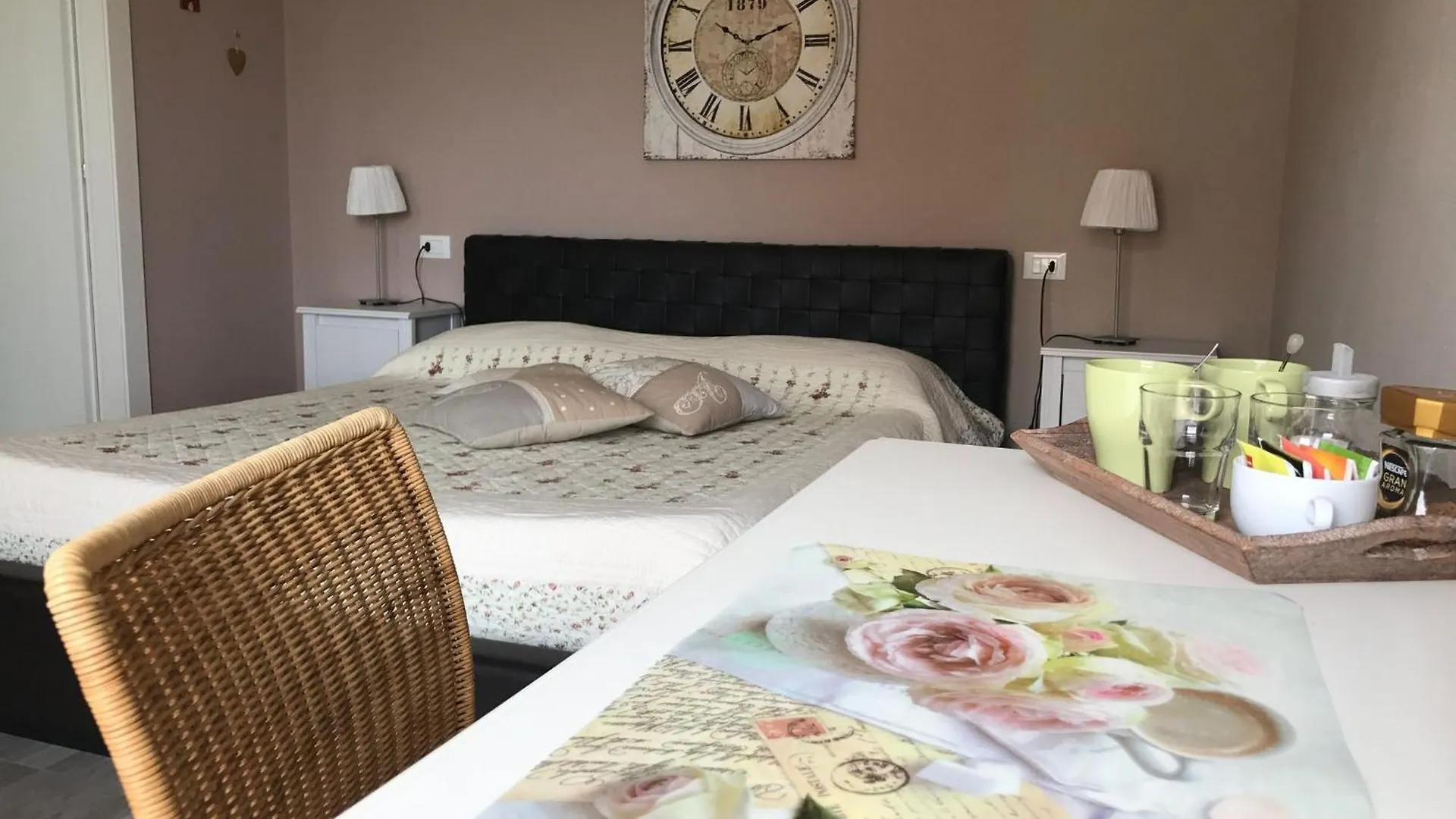 Bed And Breakfast Da Beatrice Sirmione Bed & Breakfast