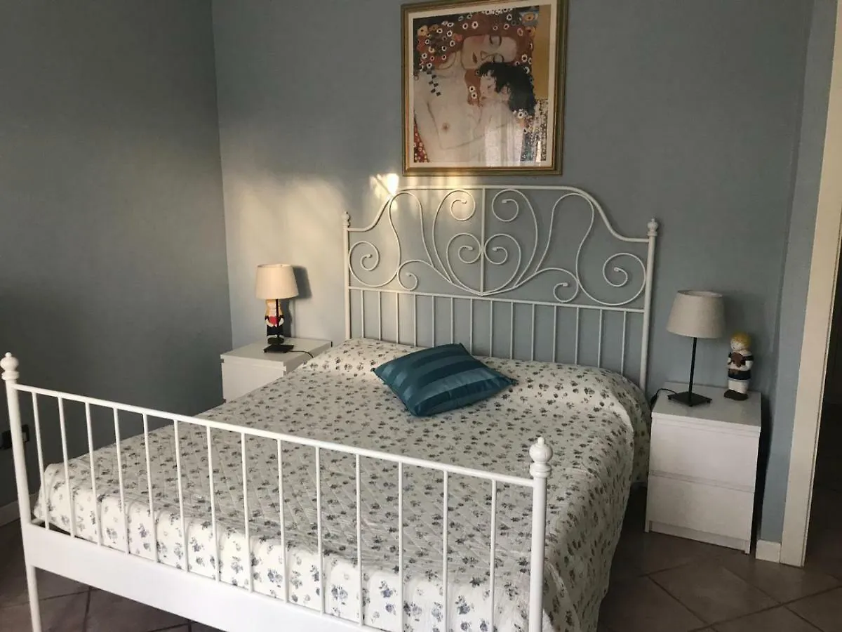 *** Bed & Breakfast Bed And Breakfast Da Beatrice Sirmione Italy